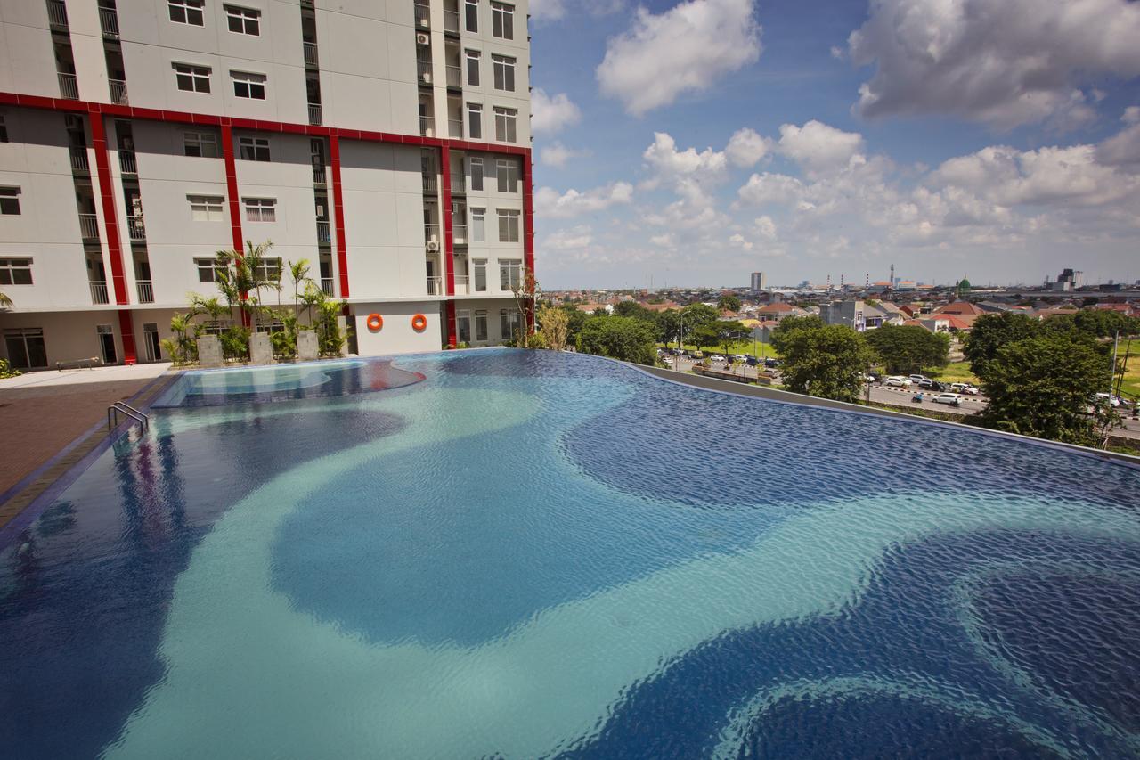 Hotel Gunawangsa Merr Сурабая Екстериор снимка